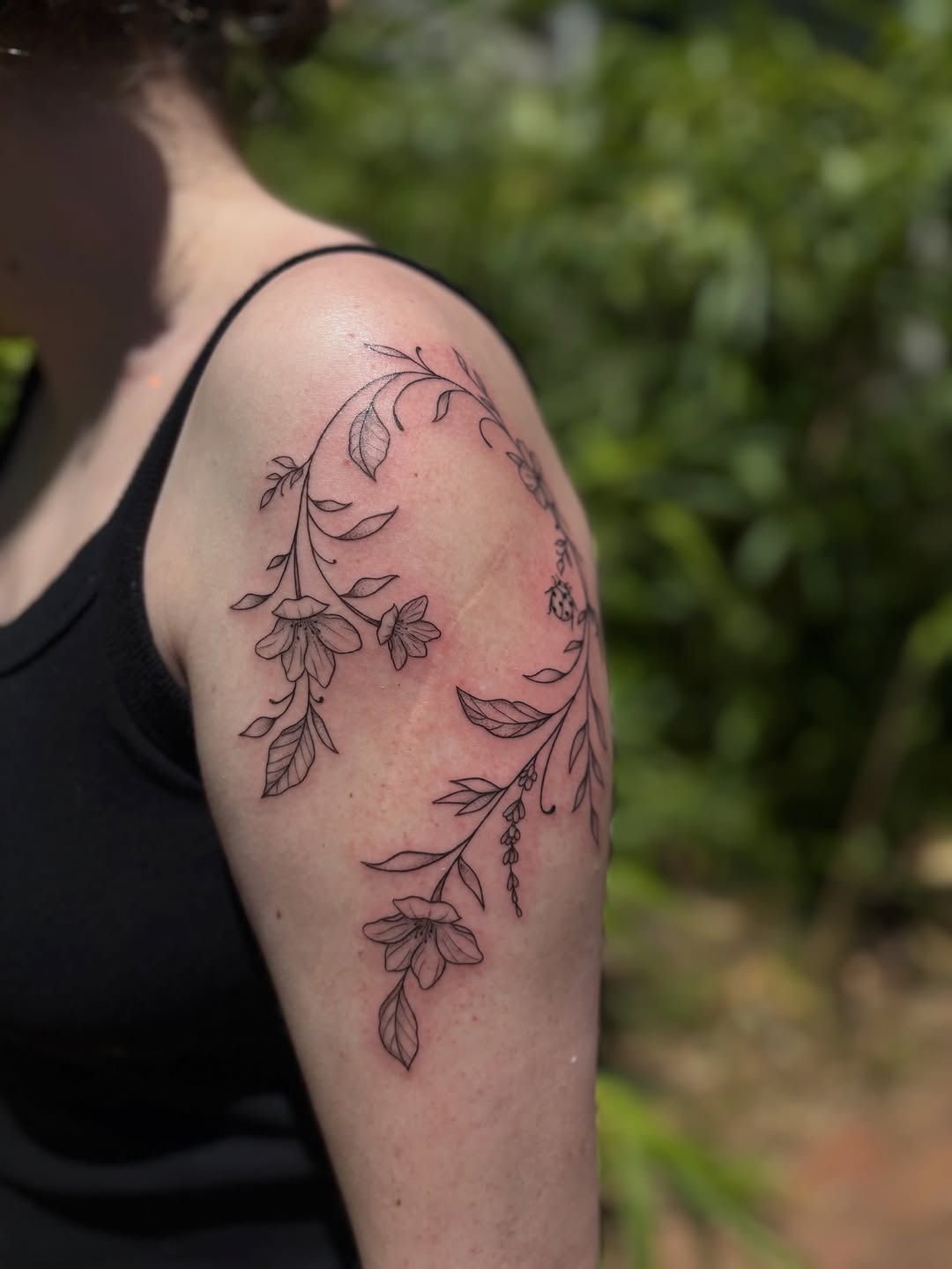 Tattoo by @damoretattoos — fine_line