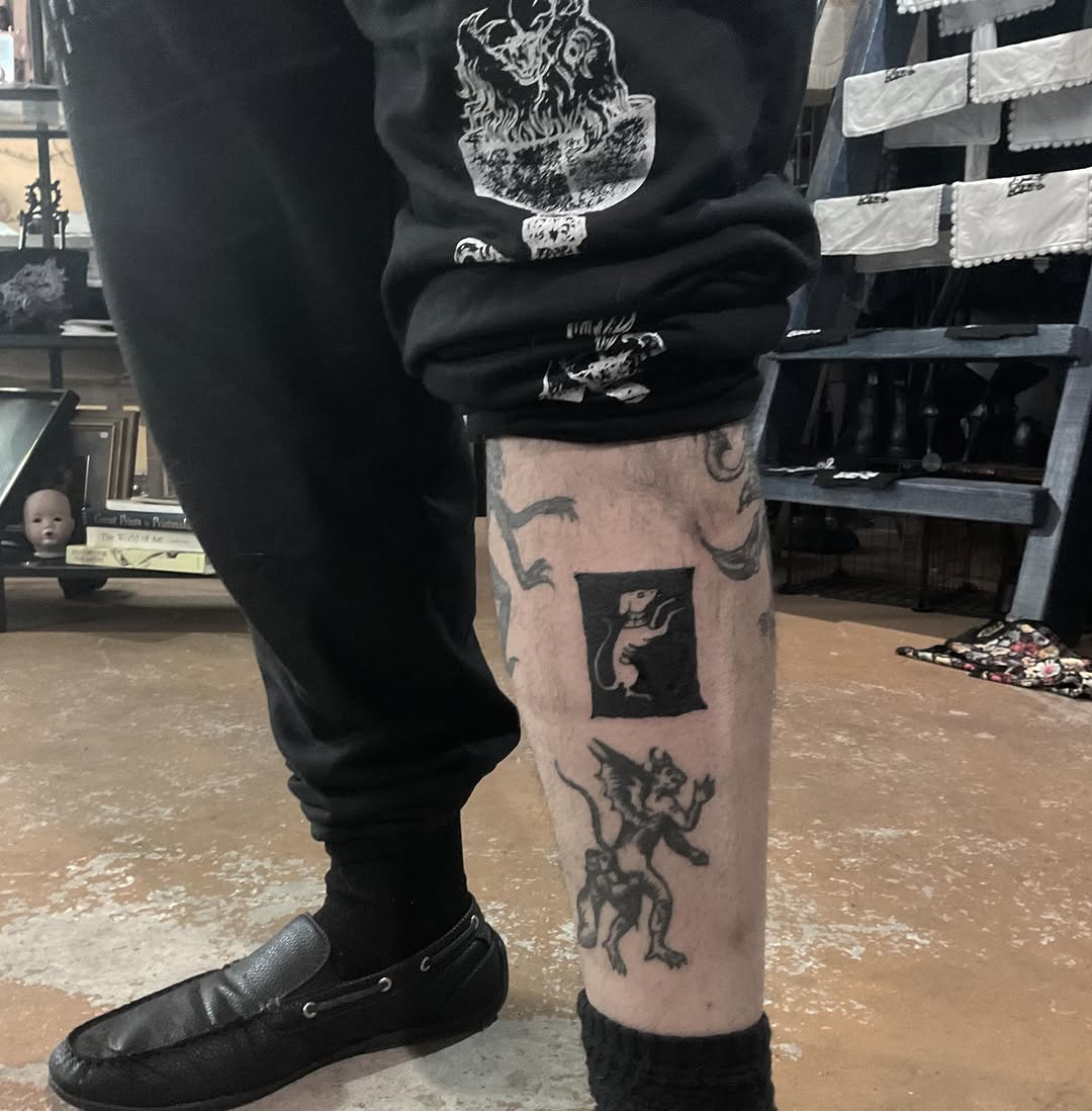 Tattoo by @oldhandart โ blackwork