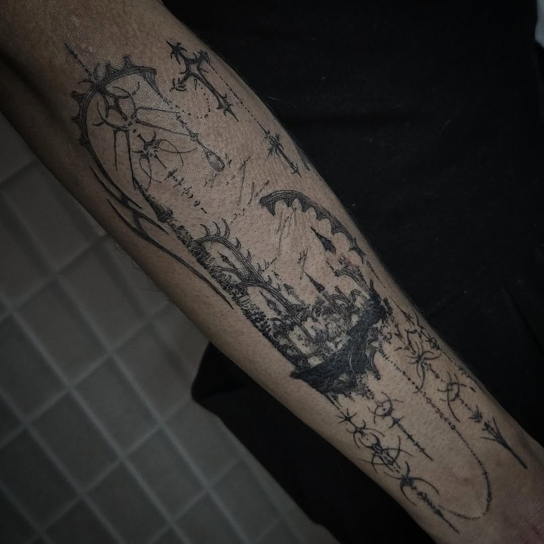 Tattoo by @mach1ne___ β blackwork