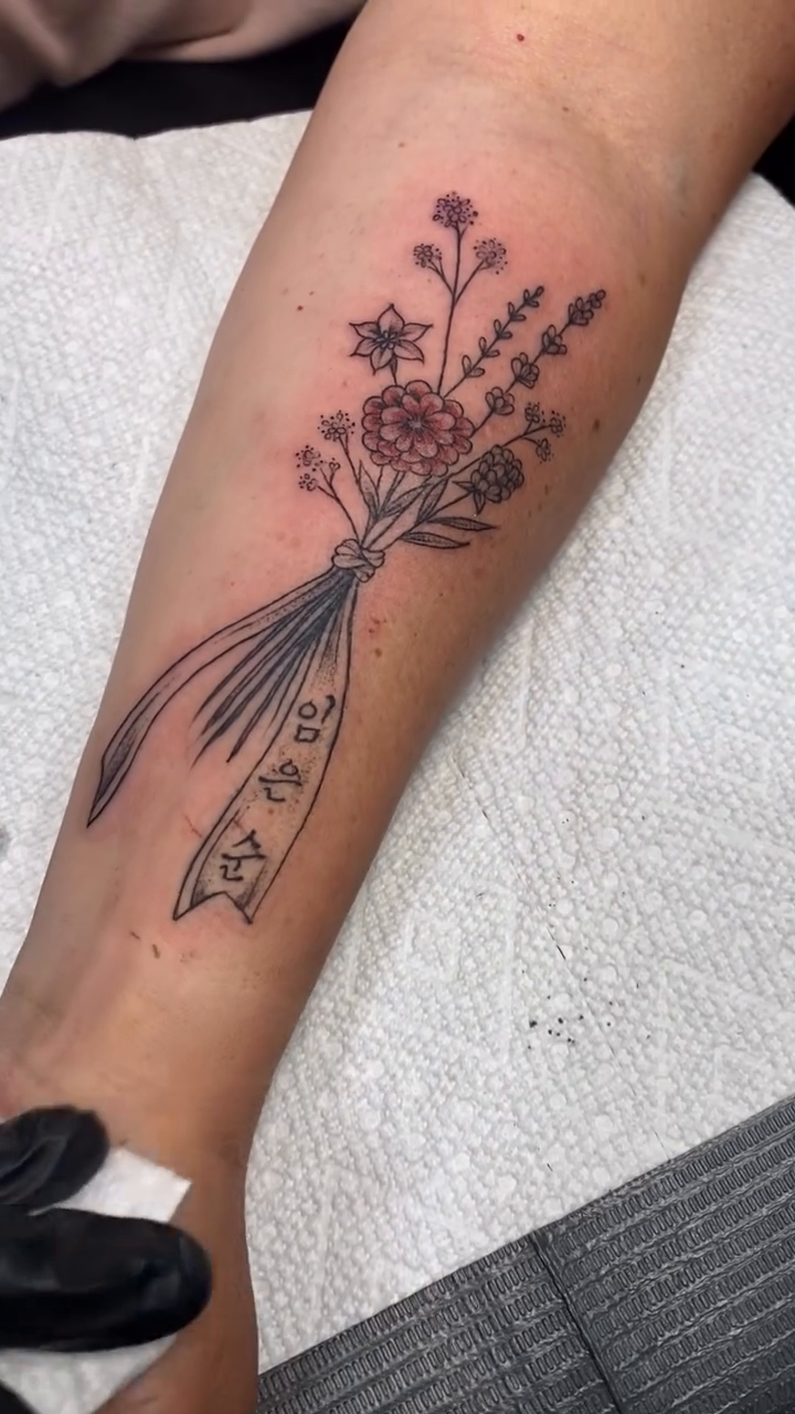 Tattoo by @mamaearthtone β fine_line, lettering_script
