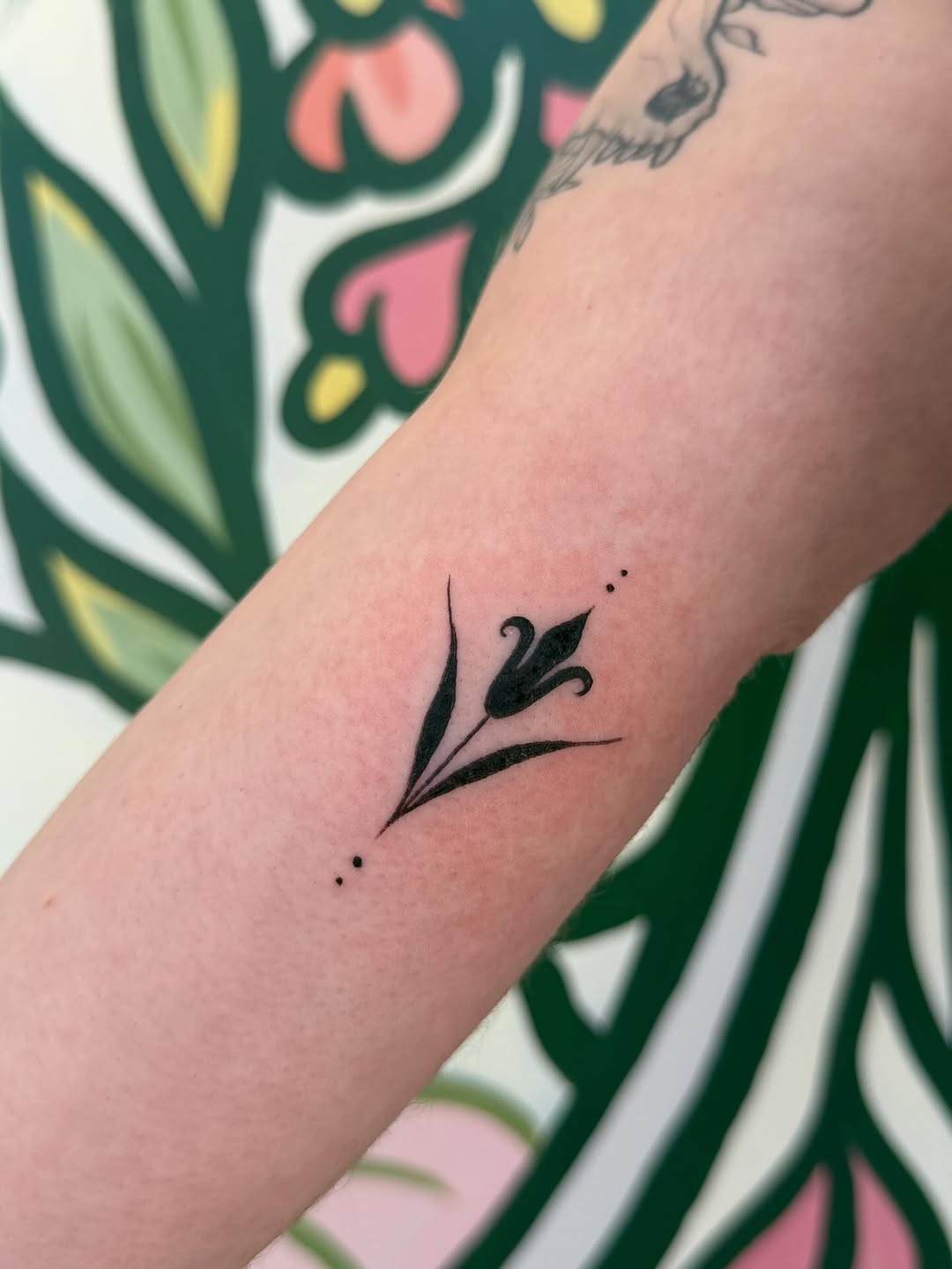 Tattoo by @honeylucktattoo — fine_line, illustrative