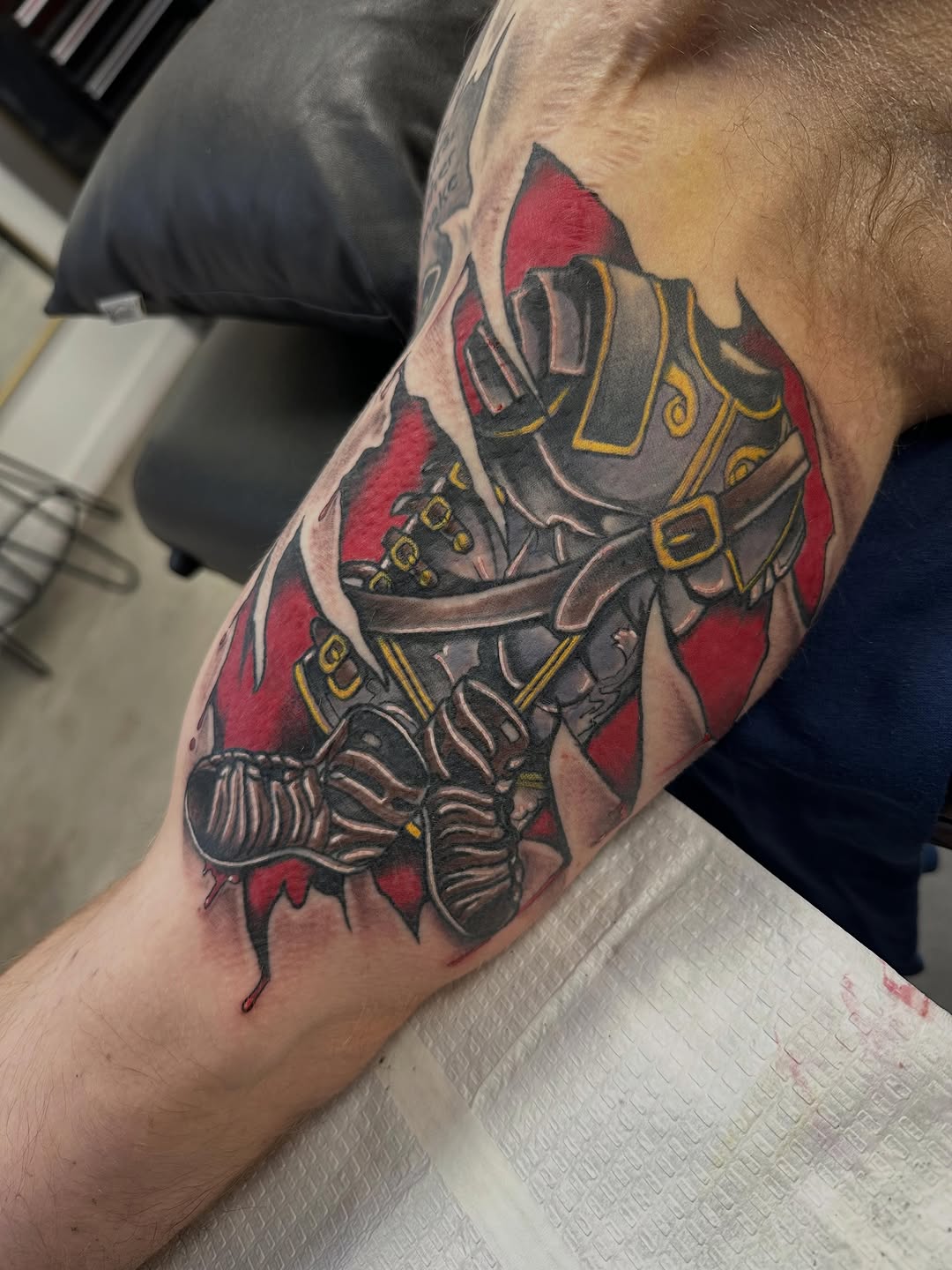 Tattoo by @tattoos_by_mr.vincent — neo_traditional