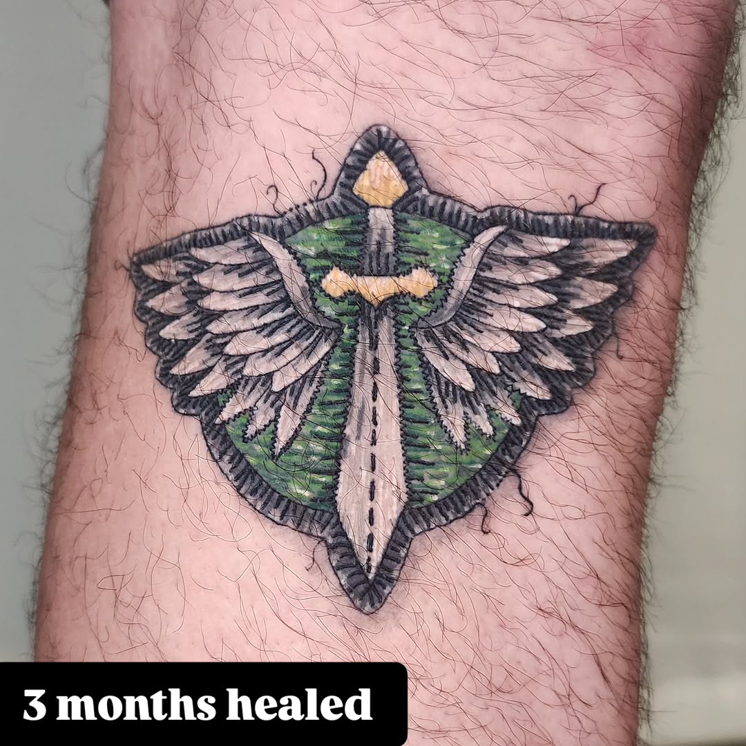 Tattoo by @lindseystattytats — black_and_grey
