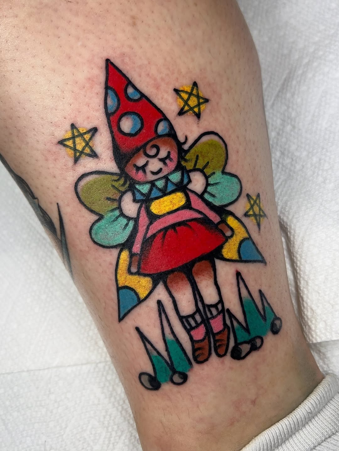 Tattoo by @wearablechaos โ american_traditional