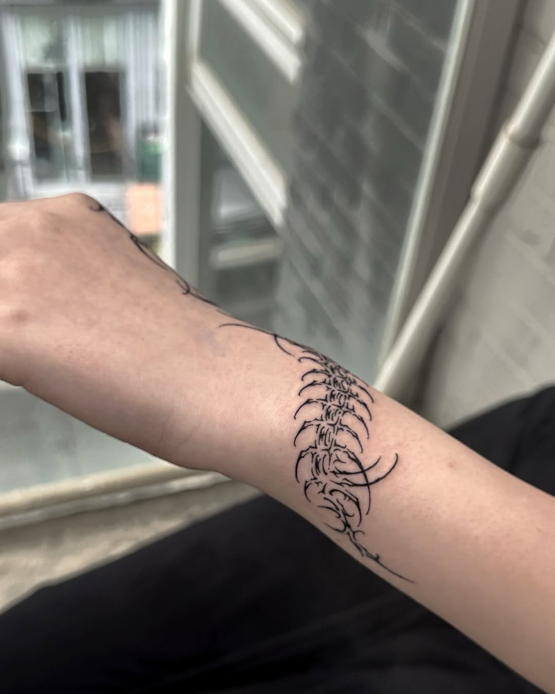 Tattoo by @kamio.ttt — blackwork, fine_line