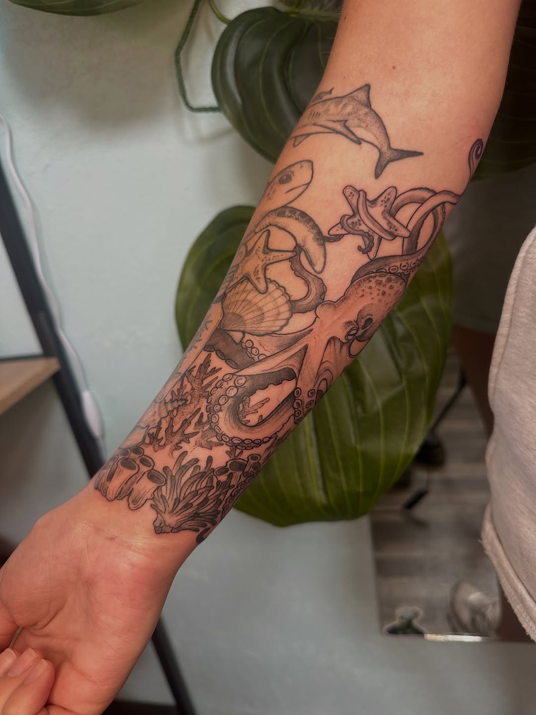 Tattoo by @tattoosbydarci โ black_and_grey
