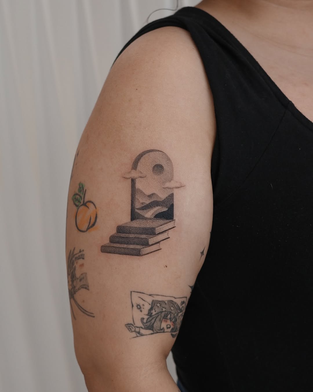 Tattoo by @ginseng.ink — illustrative, dotwork