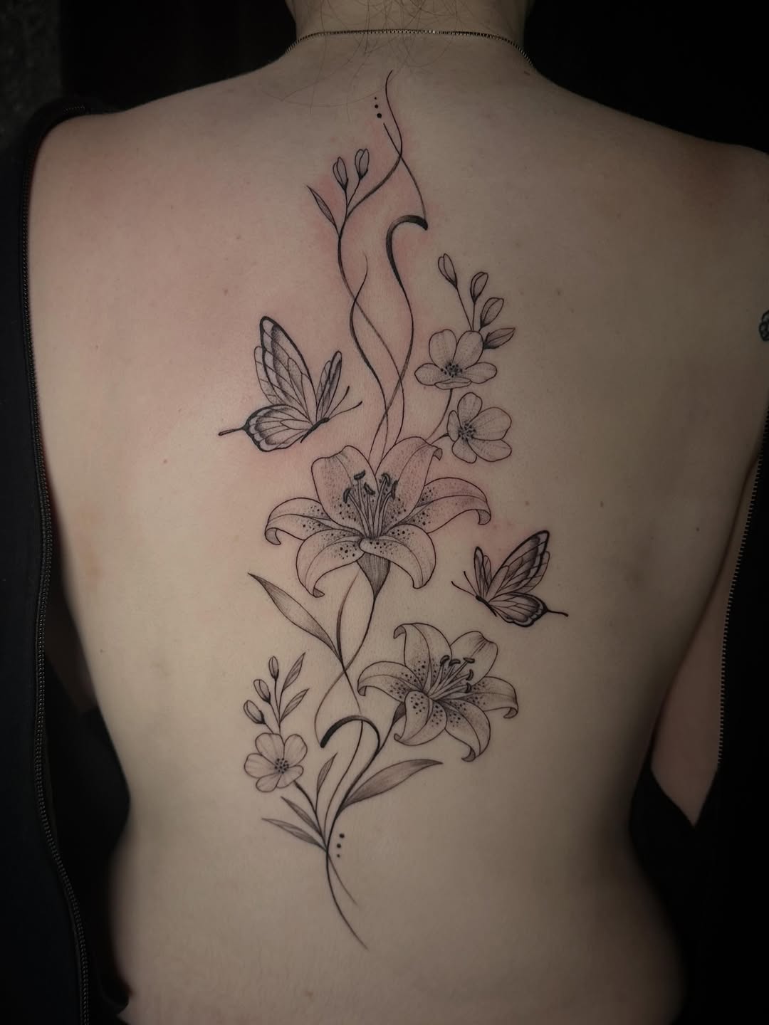 Tattoo by @inkedbysavanna — fine_line, black_and_grey