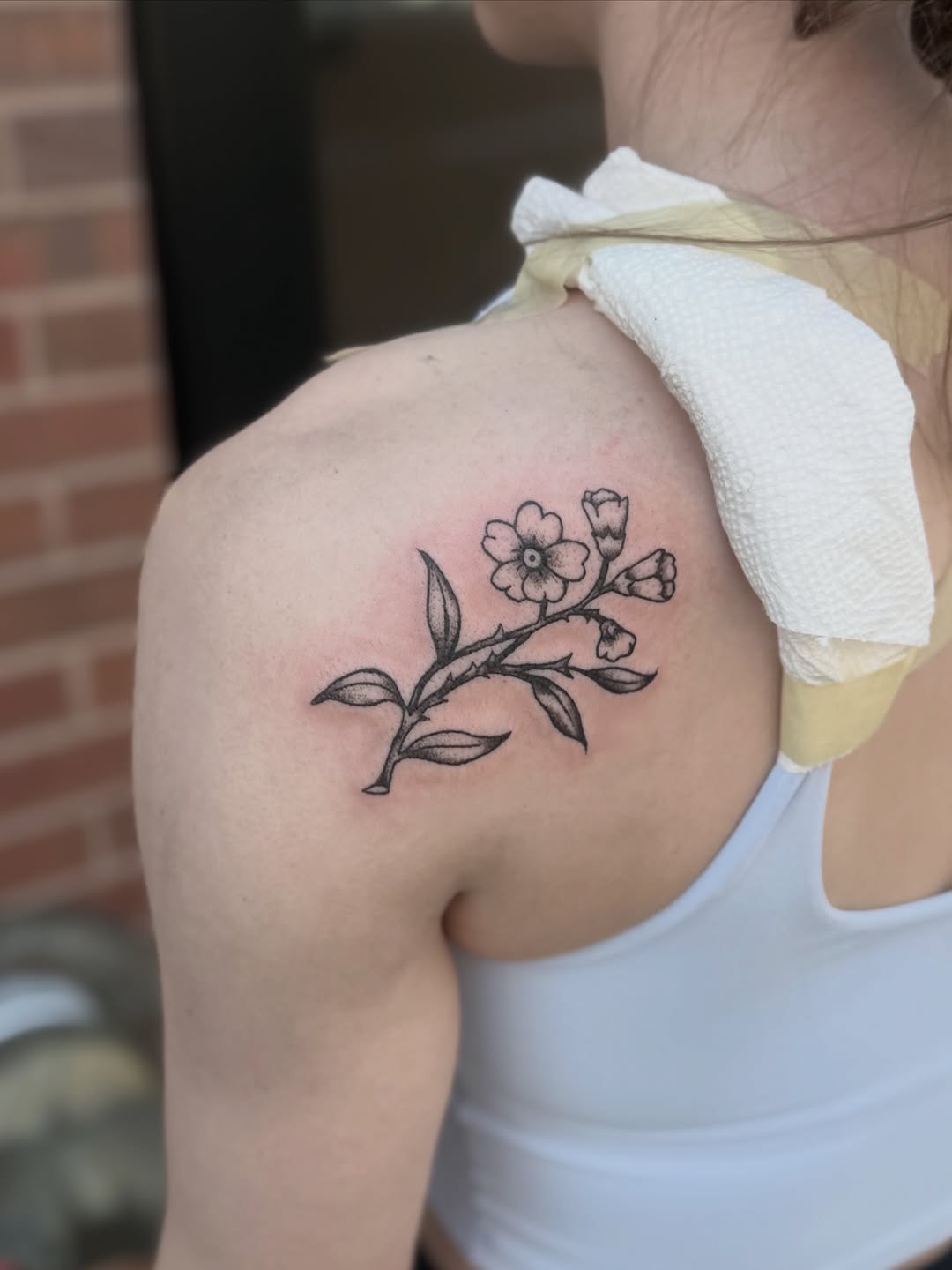 Tattoo by @hellridertattoo — fine_line