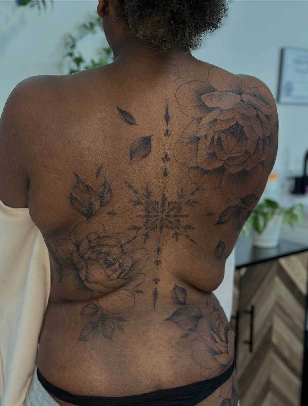 Tattoo by @vreevestattoo — black_and_grey, realism