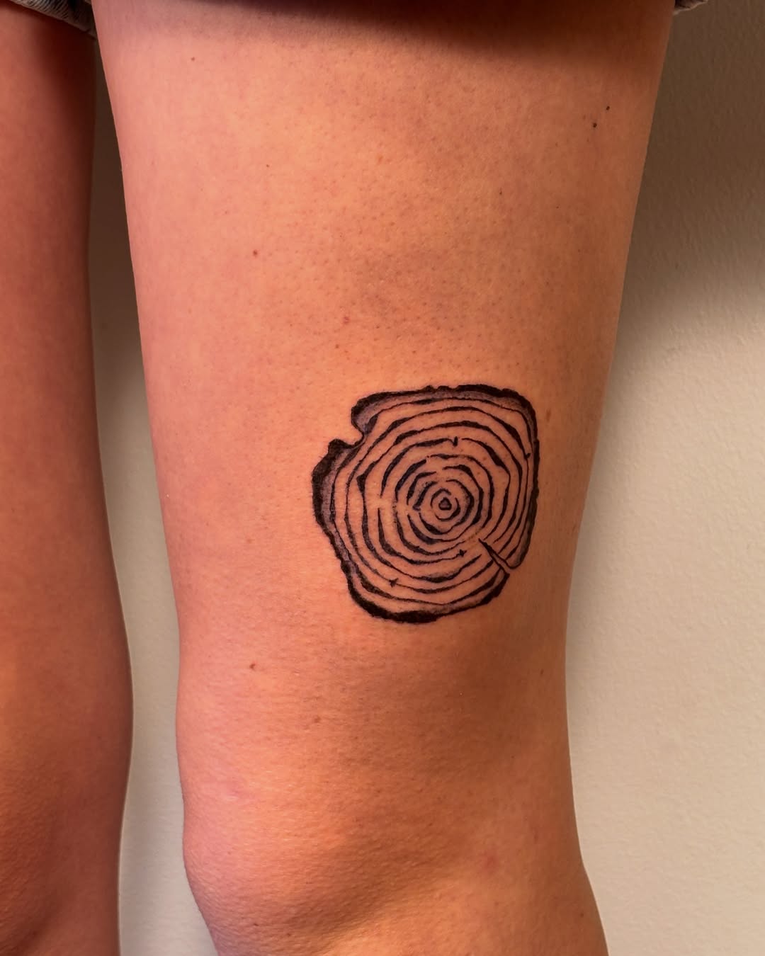 Tattoo by @maddietattie โ black_and_grey