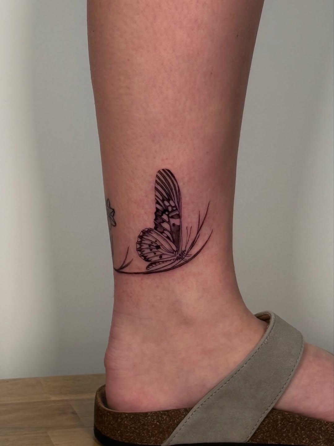 Tattoo by @tattedwithjaz — fine_line, black_and_grey