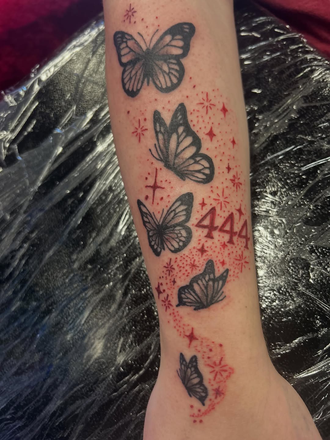 Tattoo by @c.y_tattoos — fine_line, dotwork