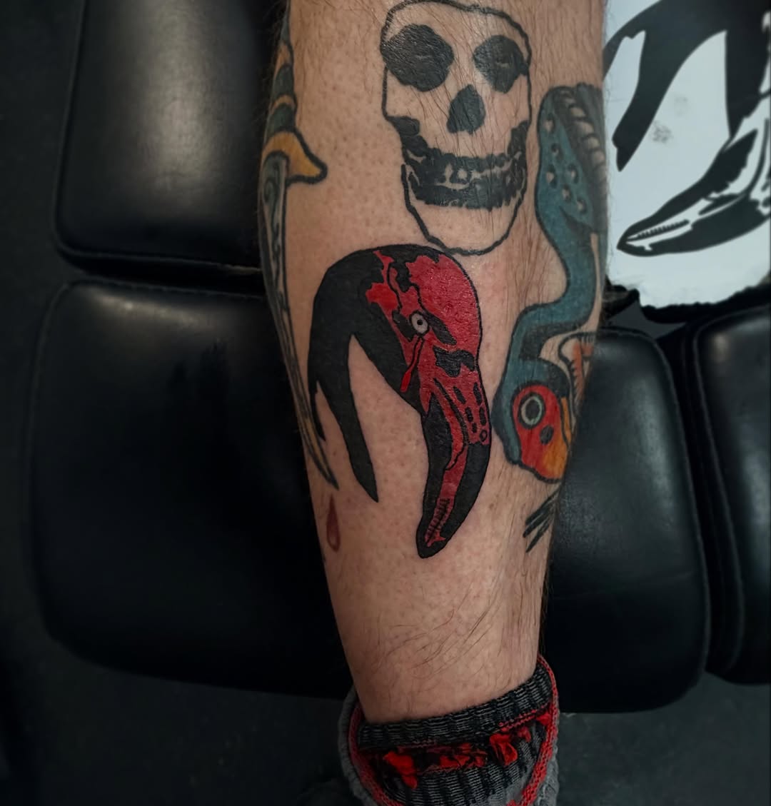 Tattoo by @fromrylanwithblood β blackwork