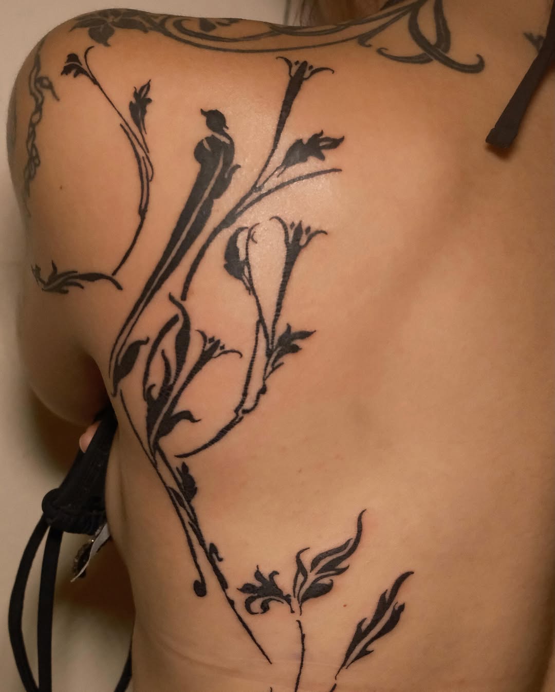 Tattoo by @chr.stophermart.nez — illustrative, blackwork