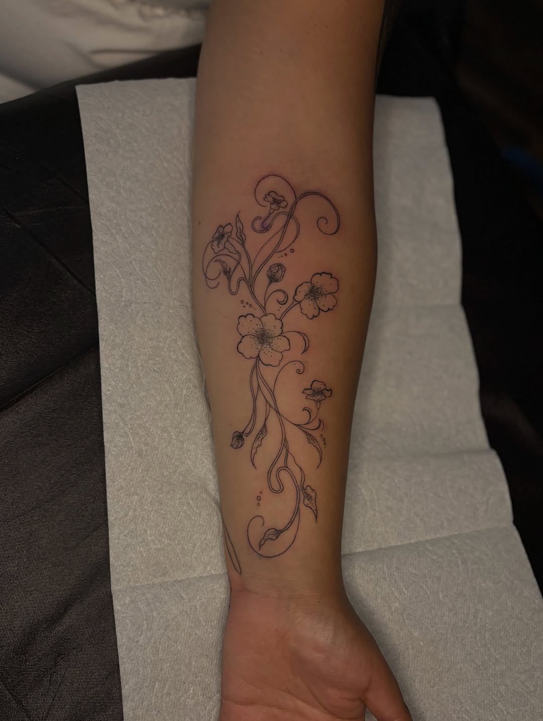 Tattoo by @tattedbylisa — fine_line