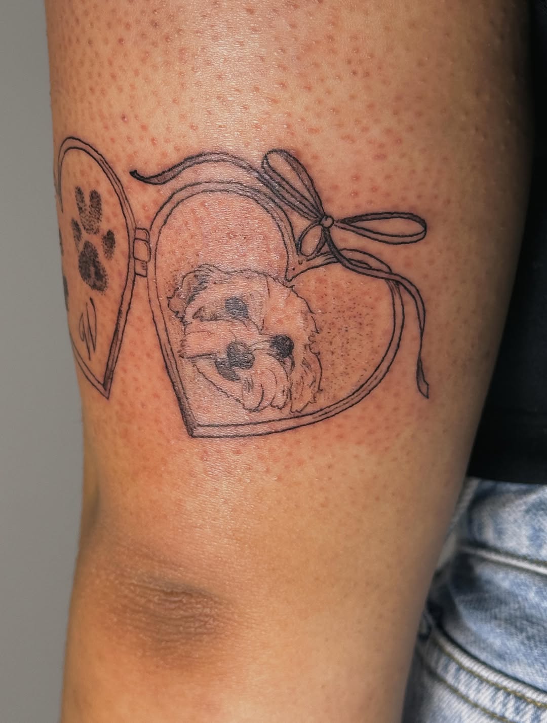 Tattoo by @artpavt — illustrative, fine_line