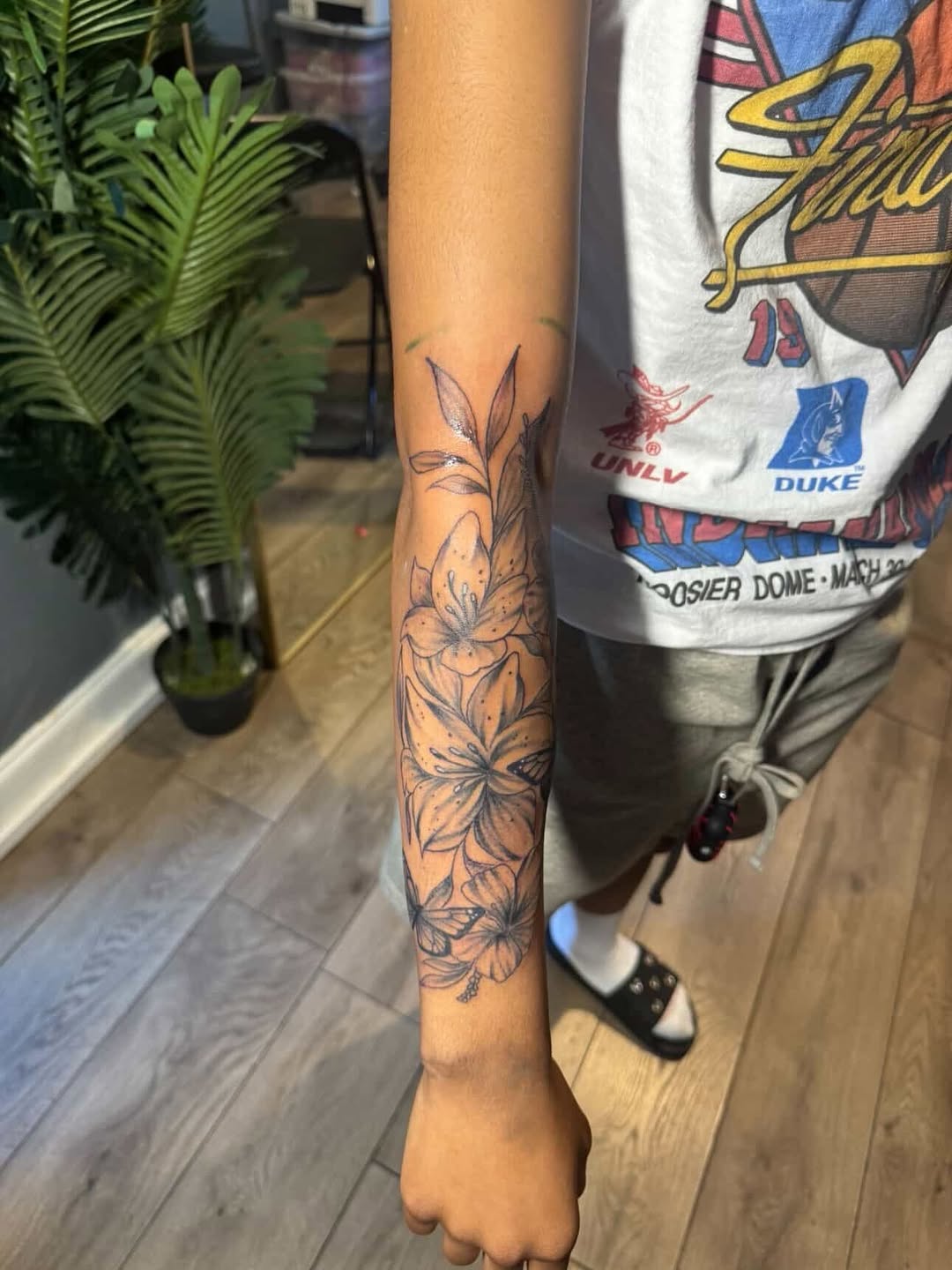 Tattoo by @spicymvstardd — black_and_grey