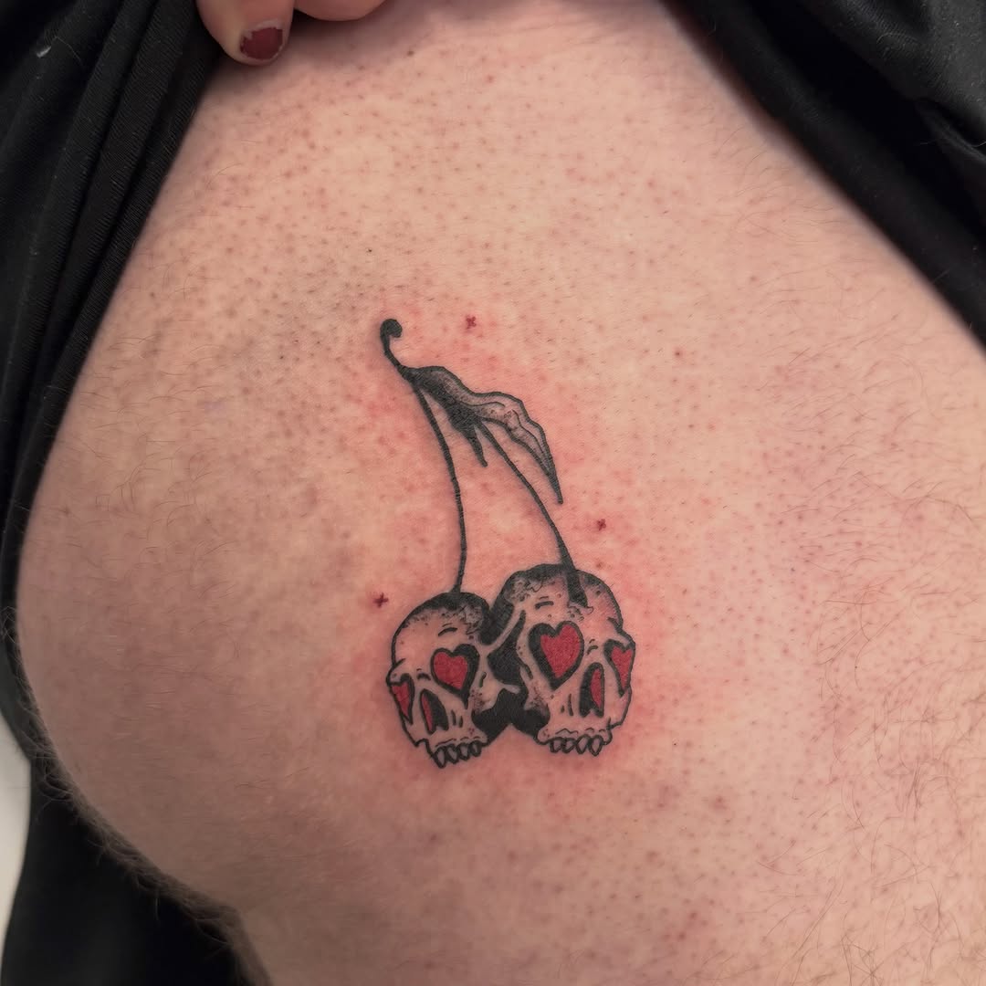 Tattoo by @beelzebubbers — american_traditional