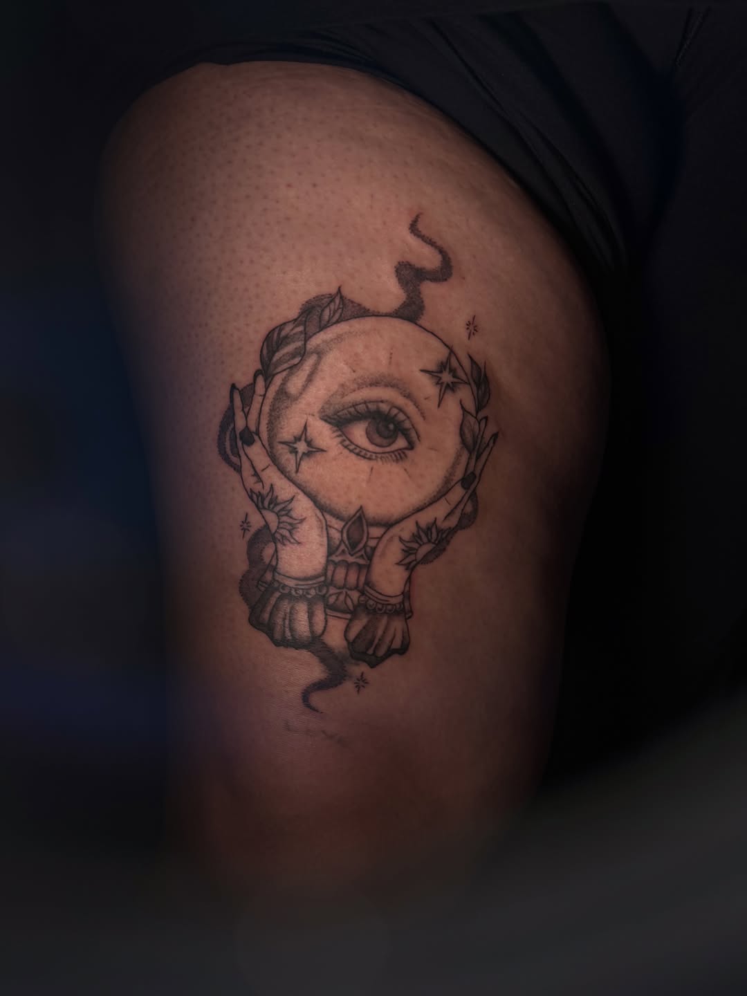 Tattoo by @stabsbysam โ black_and_grey