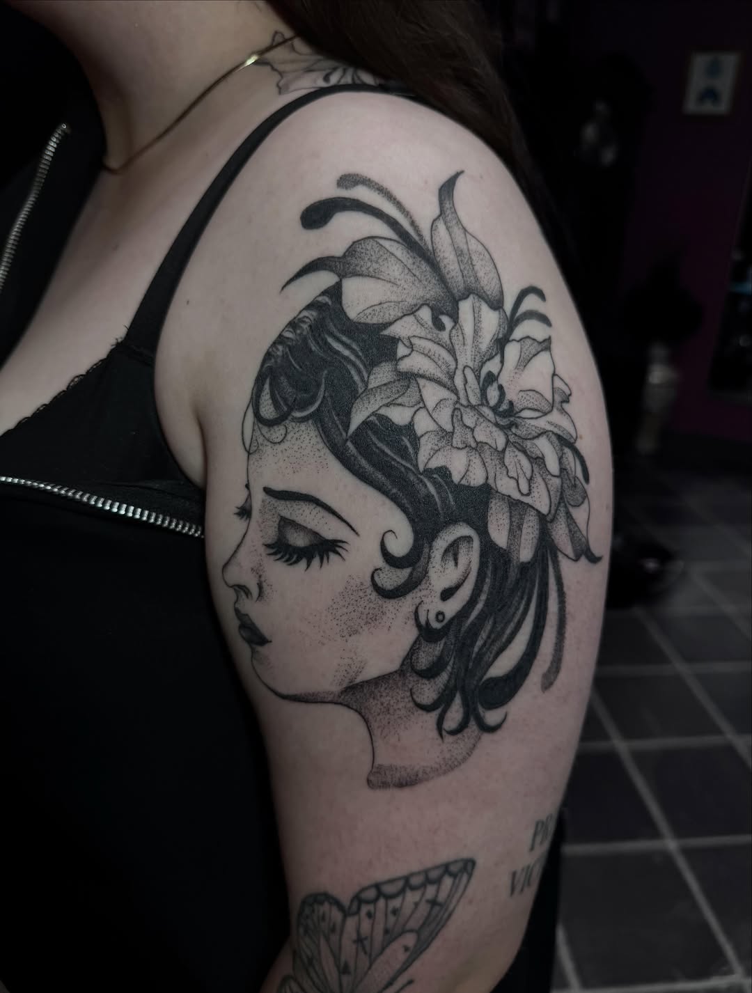 Tattoo by @olivia__tattoos — illustrative, dotwork