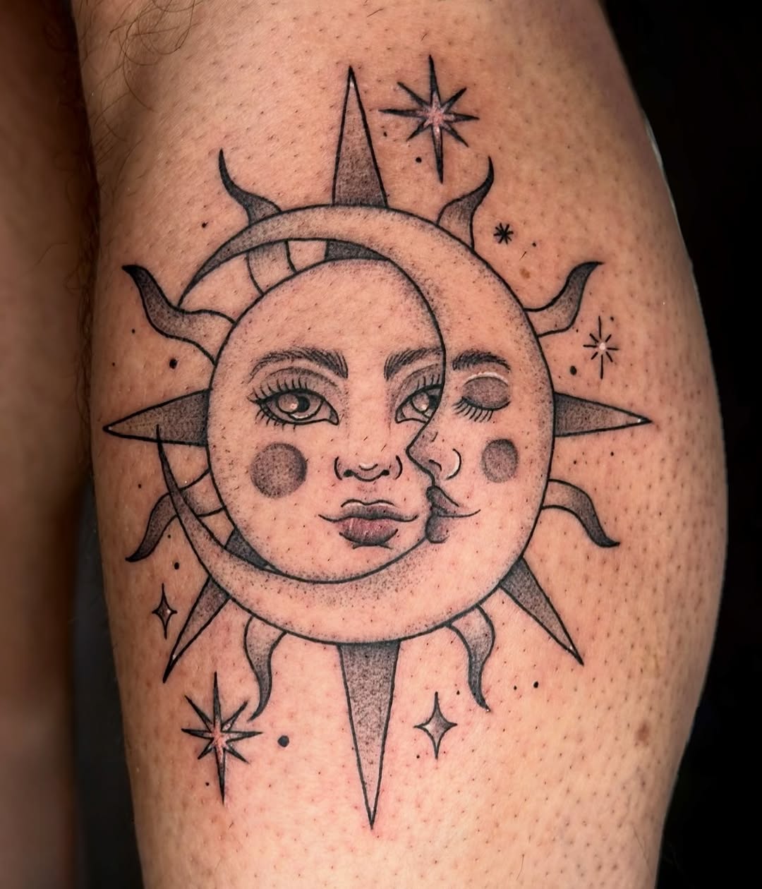Tattoo by @lunatattooss — black_and_grey