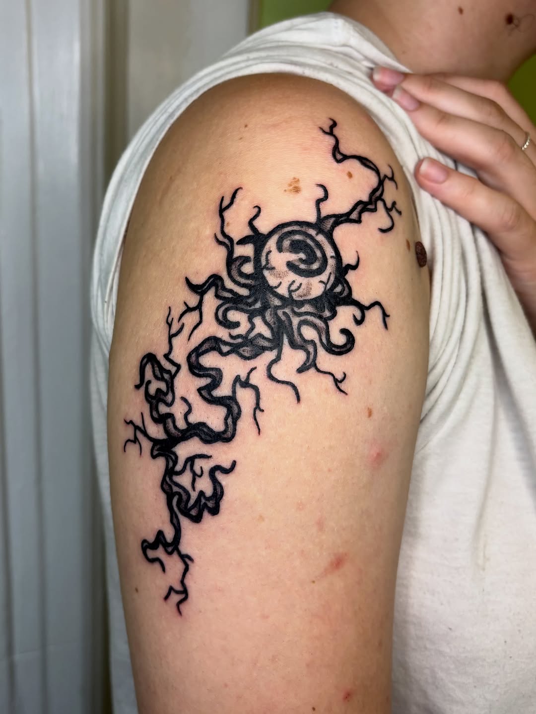 Tattoo by @grattooland — blackwork