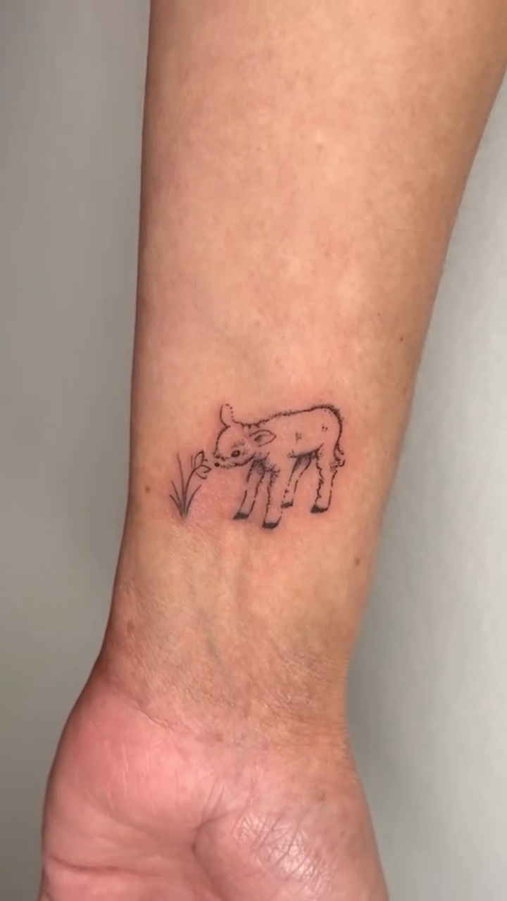 Tattoo by @inksbykt โ illustrative, fine_line