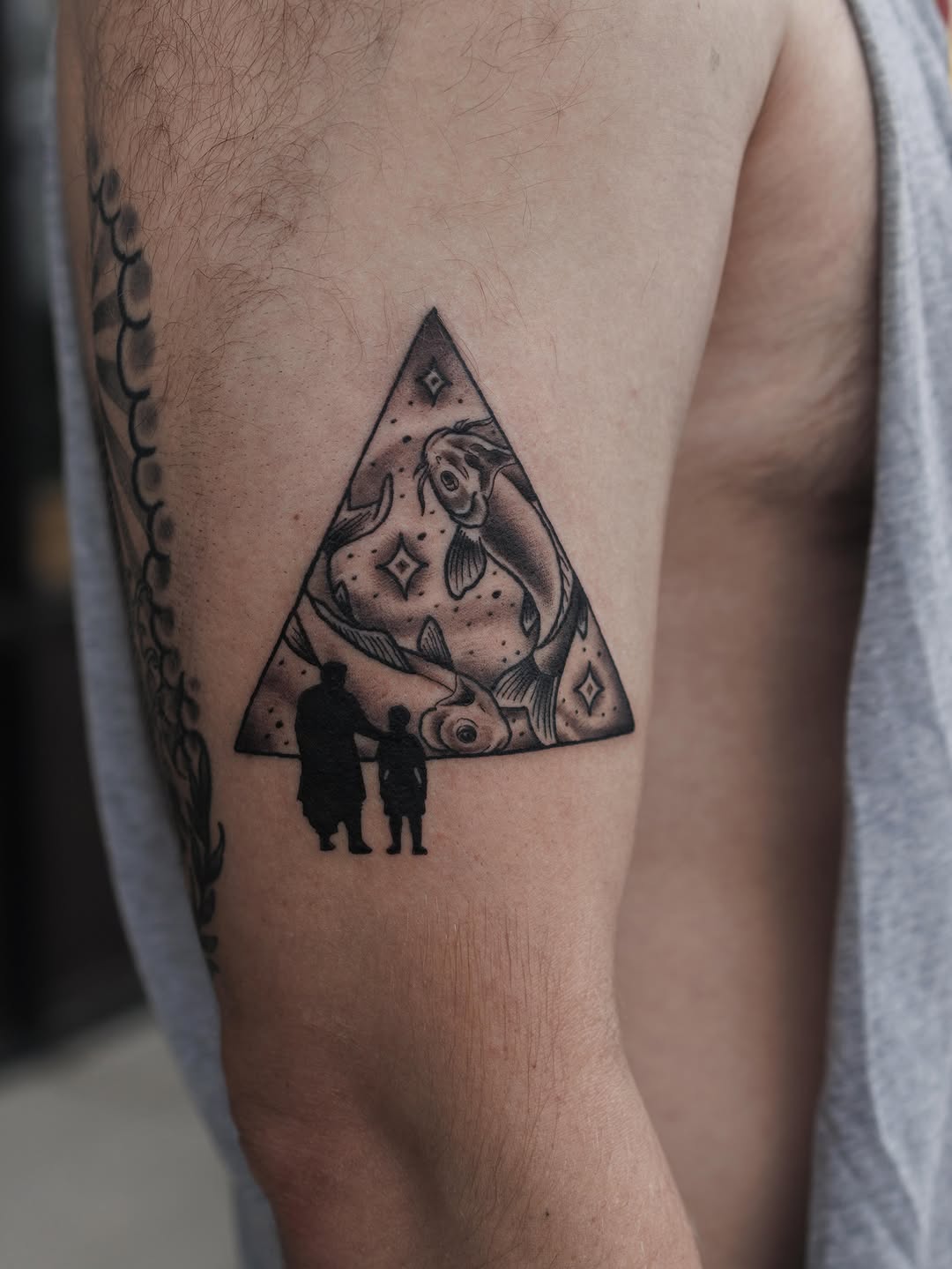 Tattoo by @blakeowenstattoos โ illustrative, black_and_grey