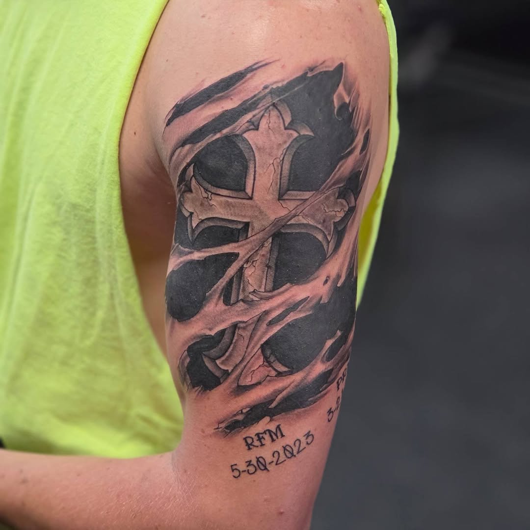 Tattoo by @robg_lovertattoos โ black_and_grey, realism