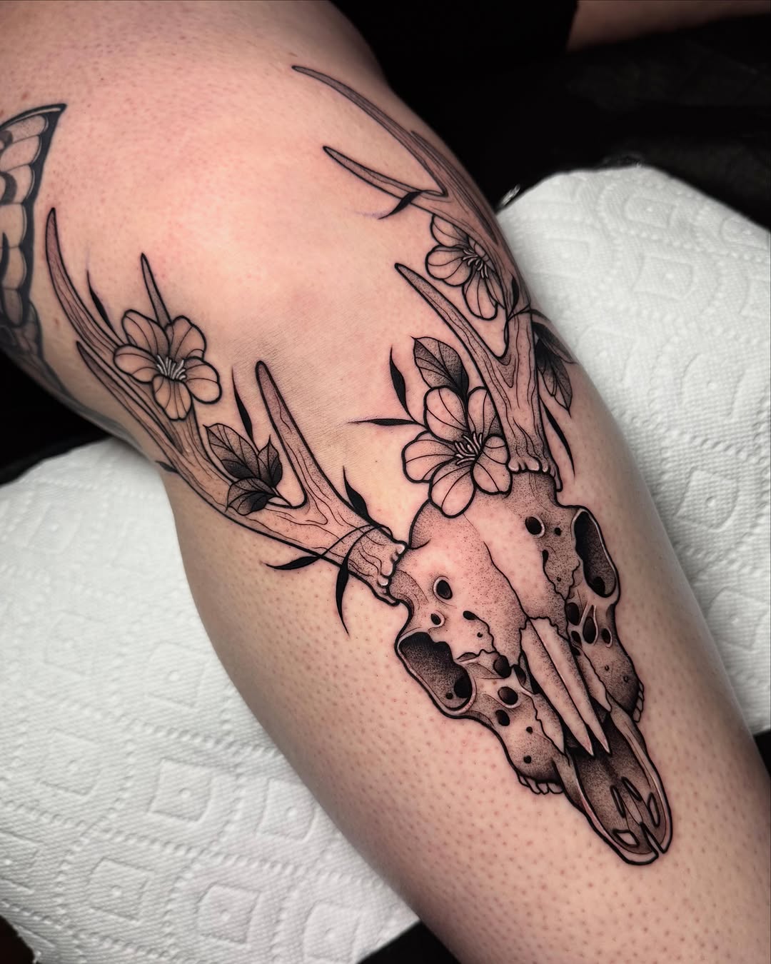 Tattoo by @artistbell — black_and_grey, illustrative