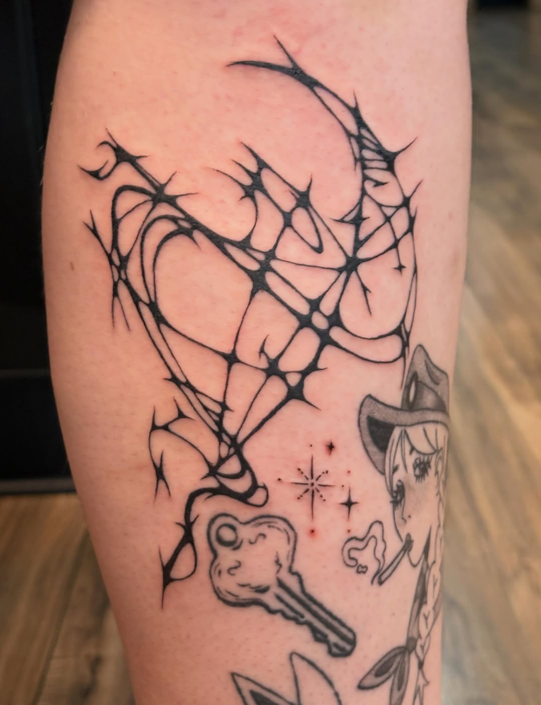 Tattoo by @lifeiscitrus — blackwork