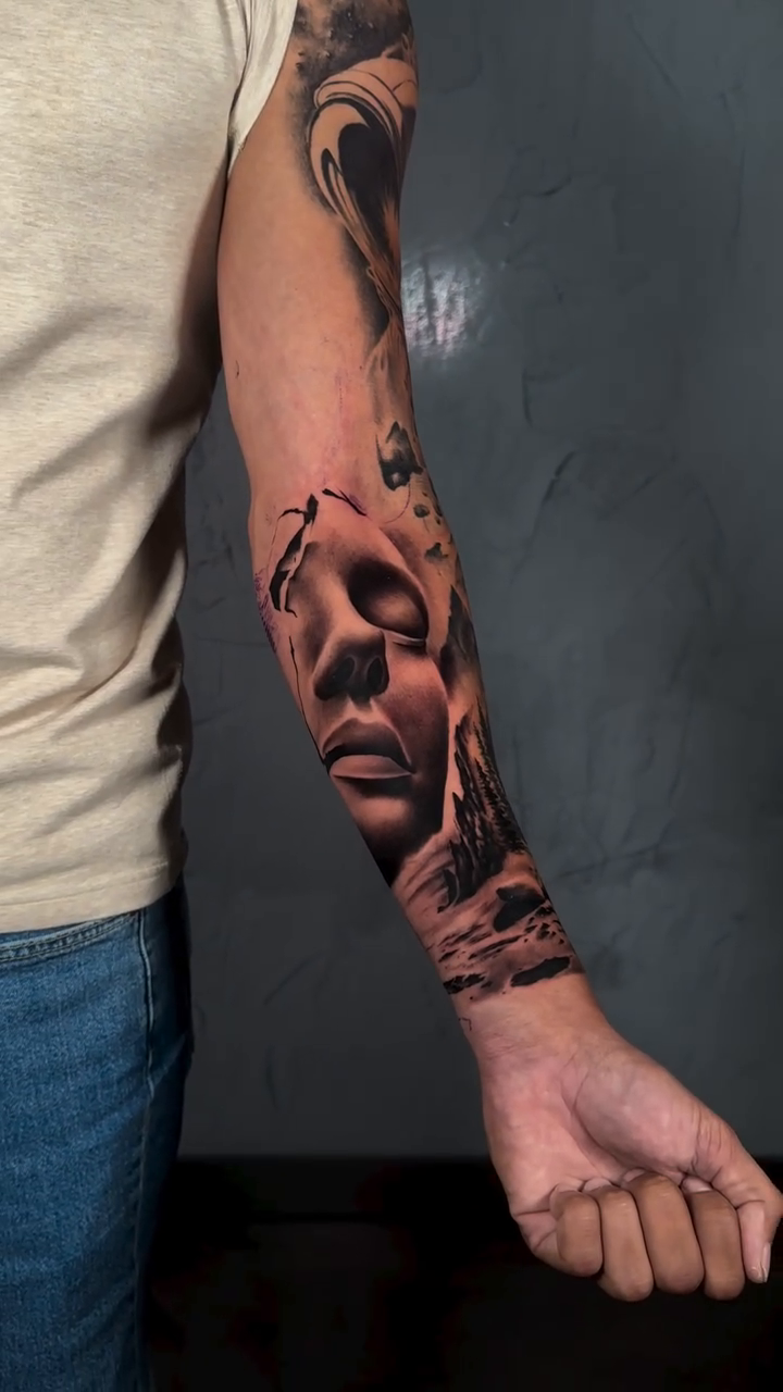 Tattoo by @dxmon.ttt โ realism, black_and_grey