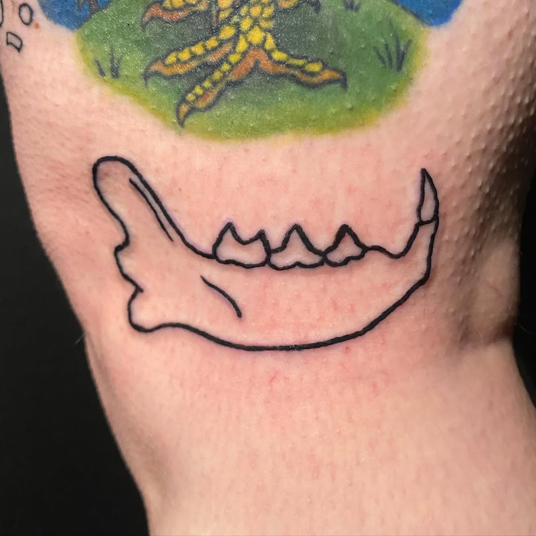Tattoo by @ghostllietattoo — blackwork