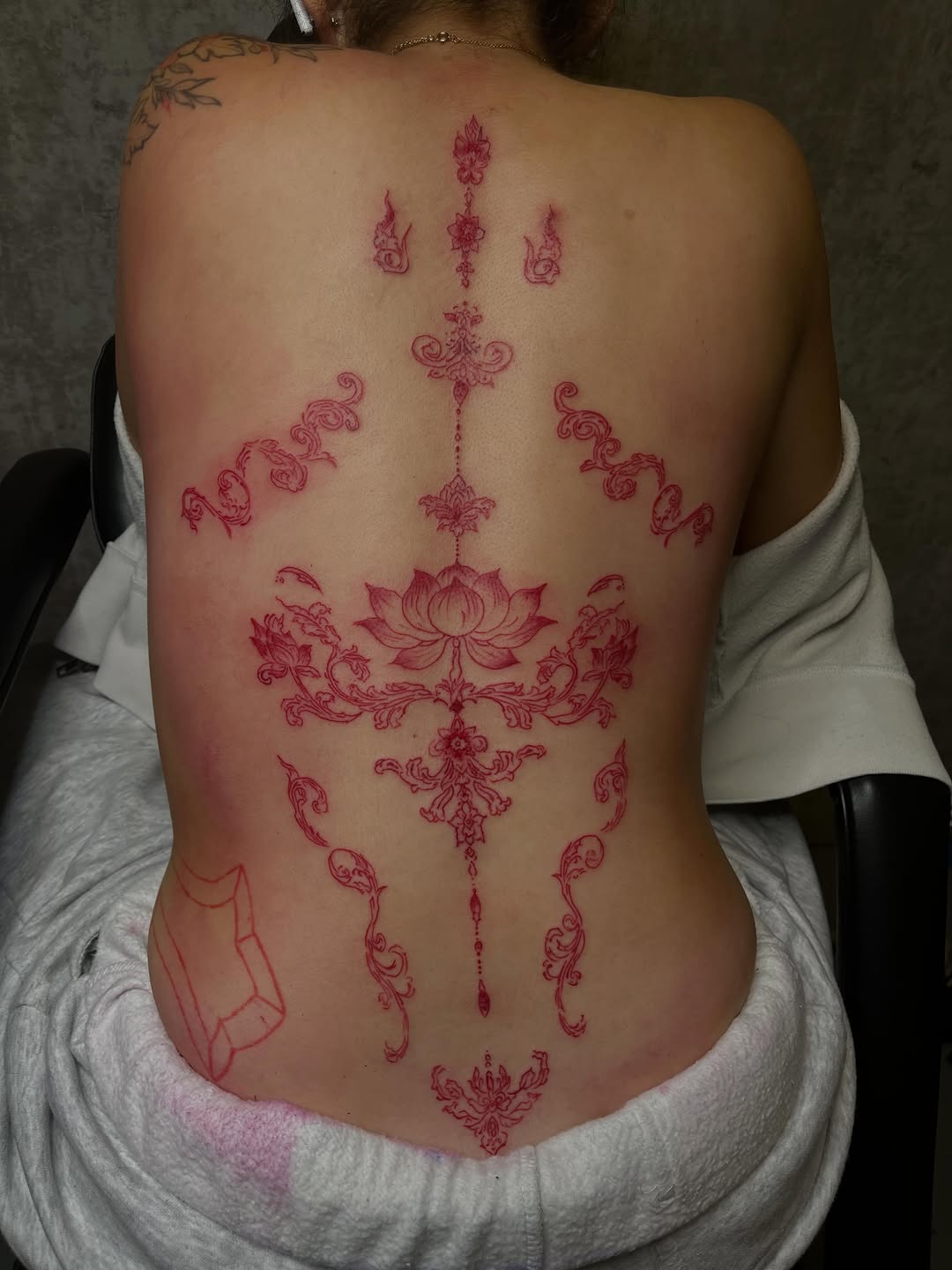 Tattoo by @chiptatt00s — ornamental, fine_line