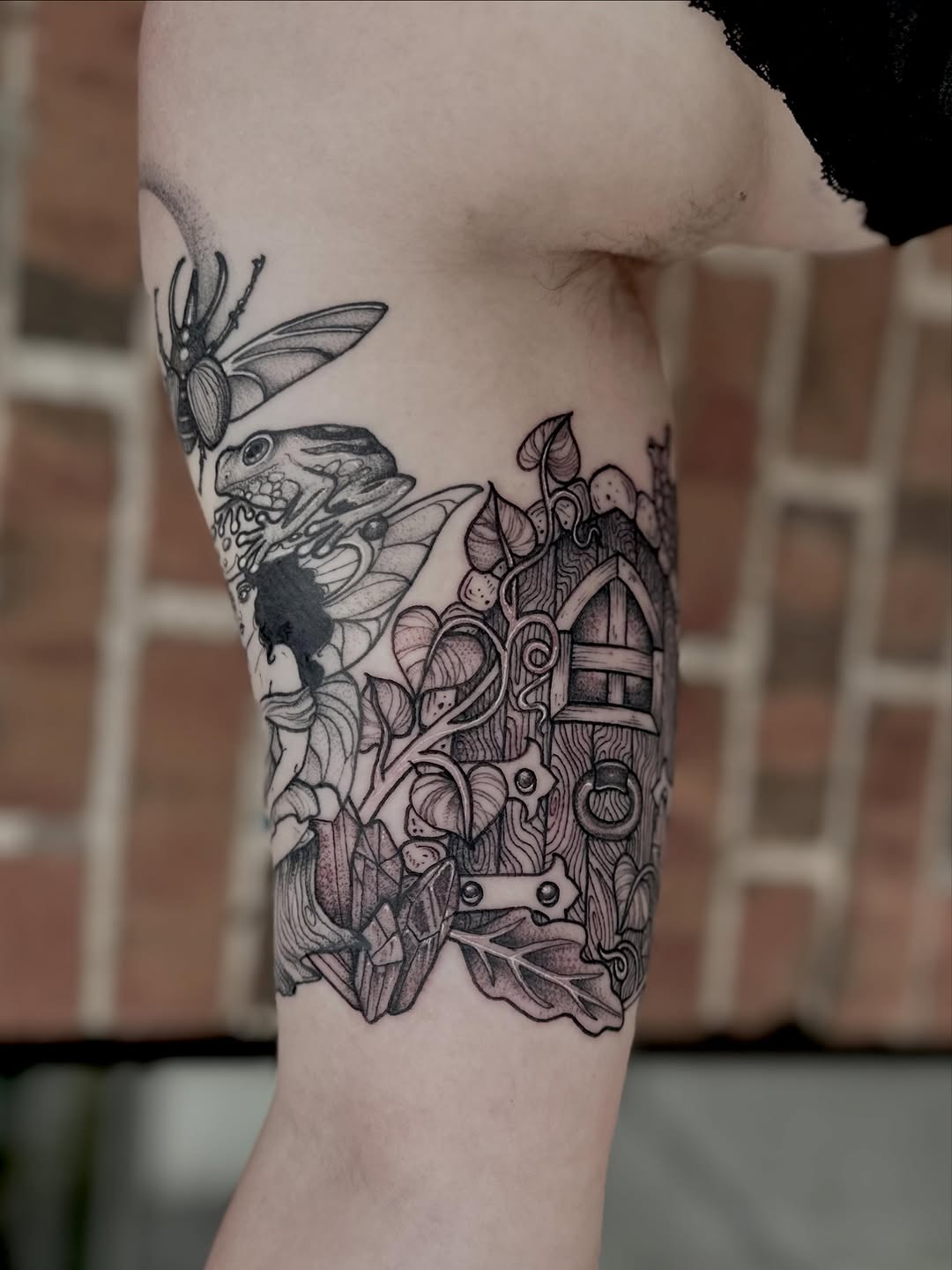 Tattoo by @shleeuhzahshade — black_and_grey