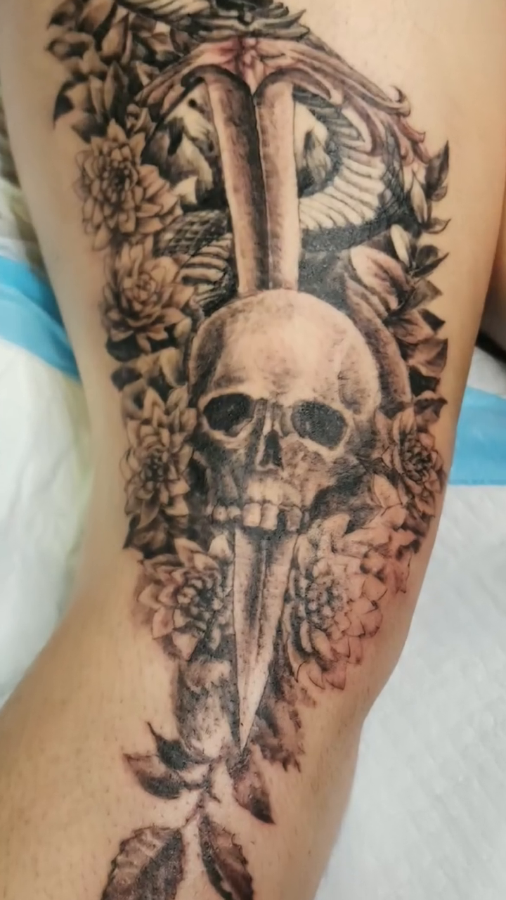 Tattoo by @dr.valerio_tattoo — black_and_grey, realism