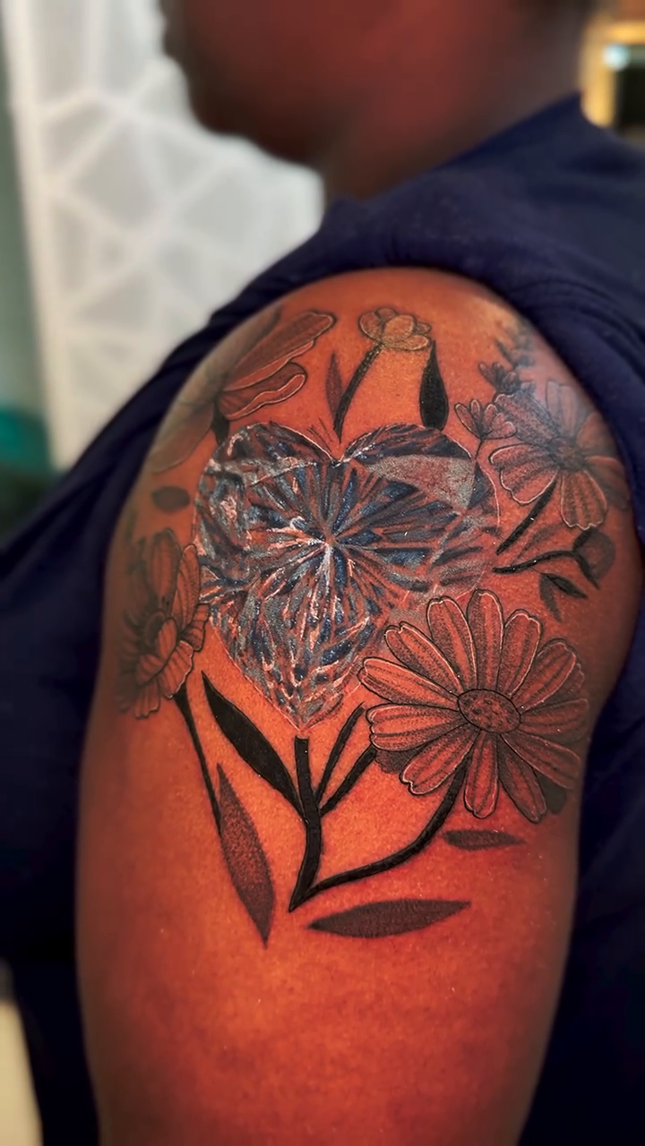 Tattoo by @aliciavtattoos — black_and_grey