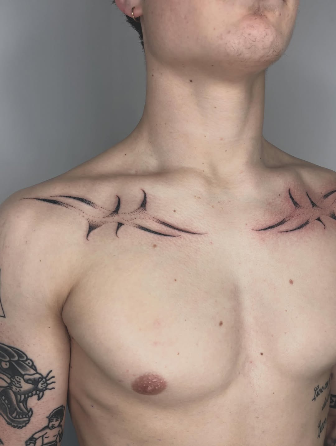Tattoo by @geisha_ocelotl — illustrative, dotwork