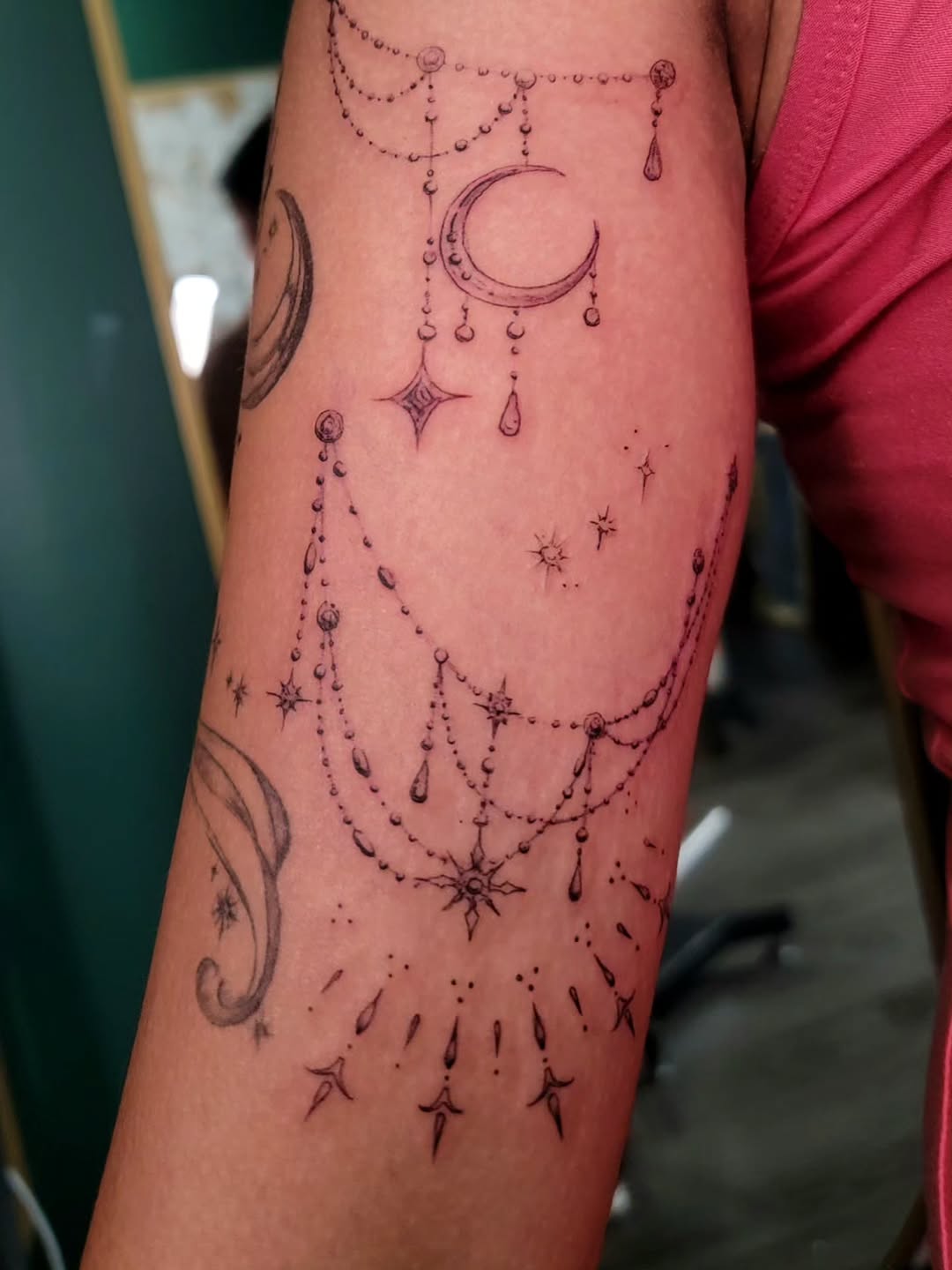 Tattoo by @nana_nathan โ fine_line