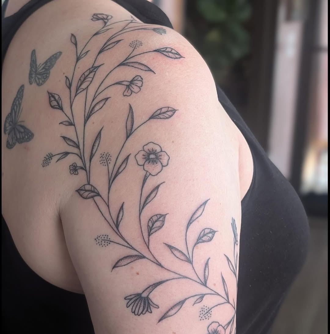 Tattoo by @qualiitygreen — fine_line, illustrative