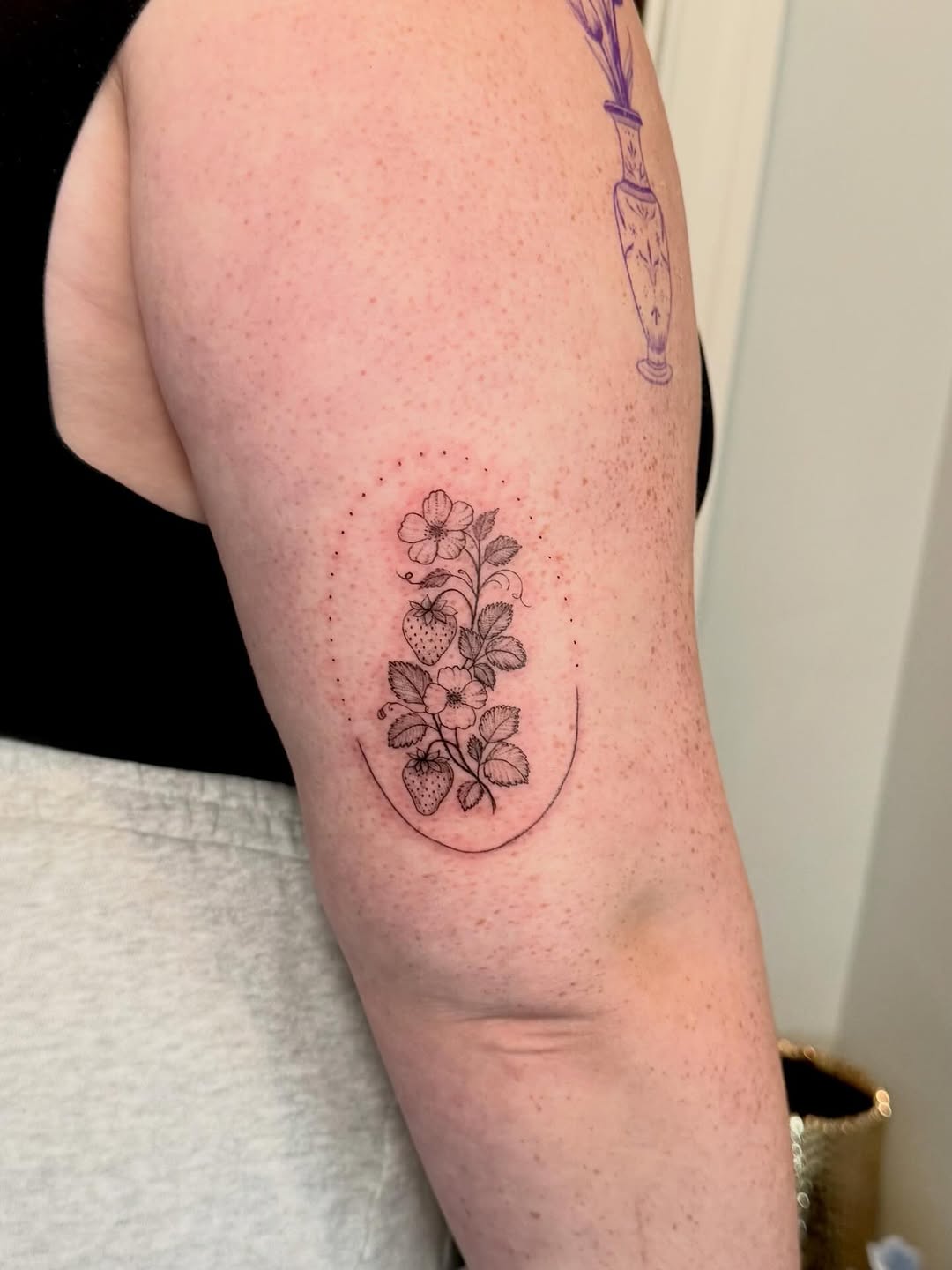 Tattoo by @anablatt_tattoo — fine_line