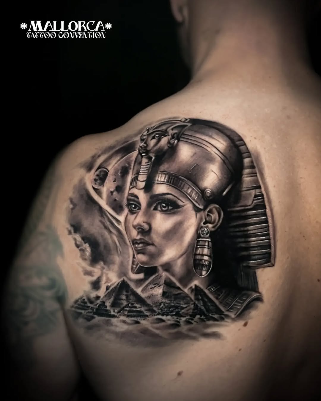 Tattoo by @gustavo.bulldogtattoo — realism, black_and_grey