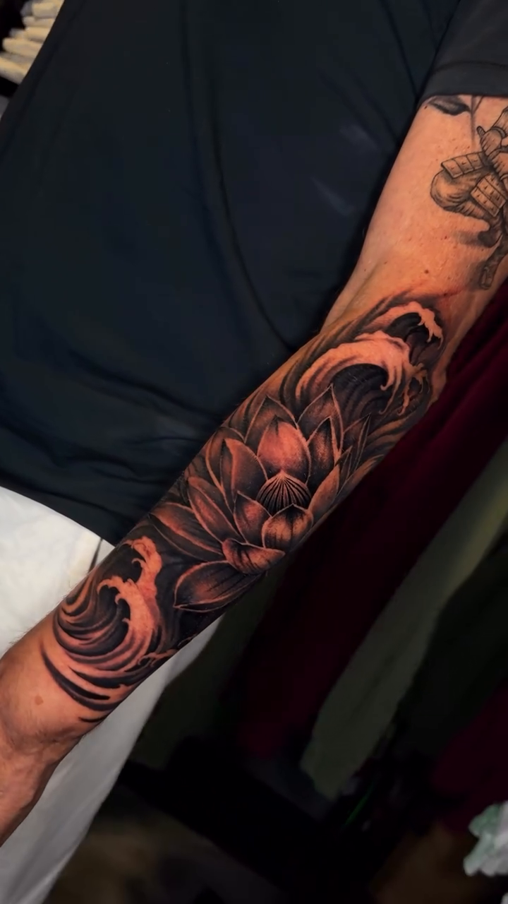 Tattoo by @arvay_tattoos — japanese_irezumi, black_and_grey