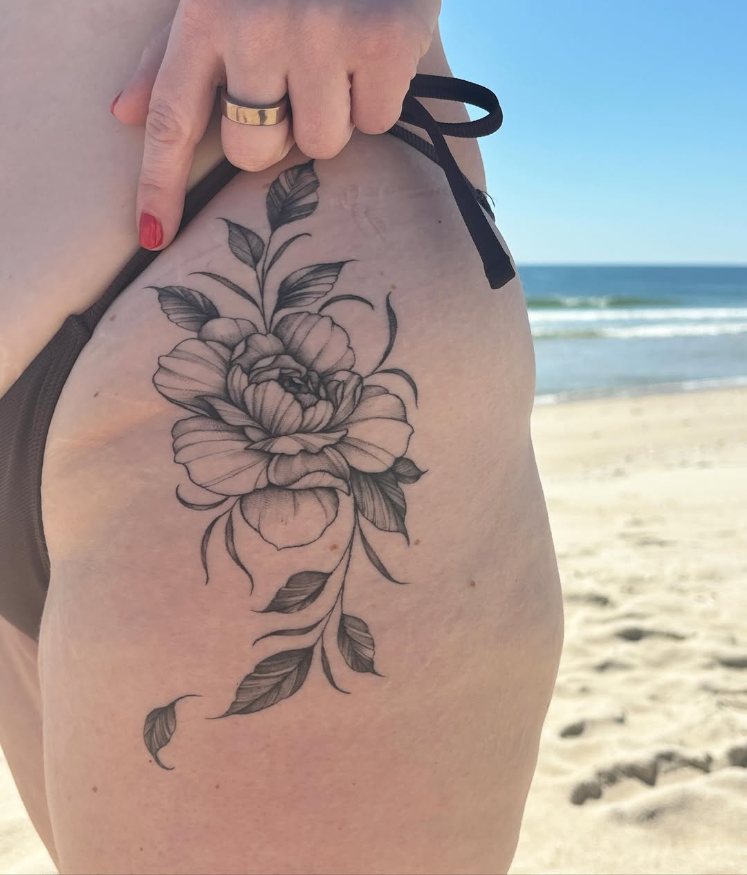 Tattoo by @emctattoos — fine_line, illustrative