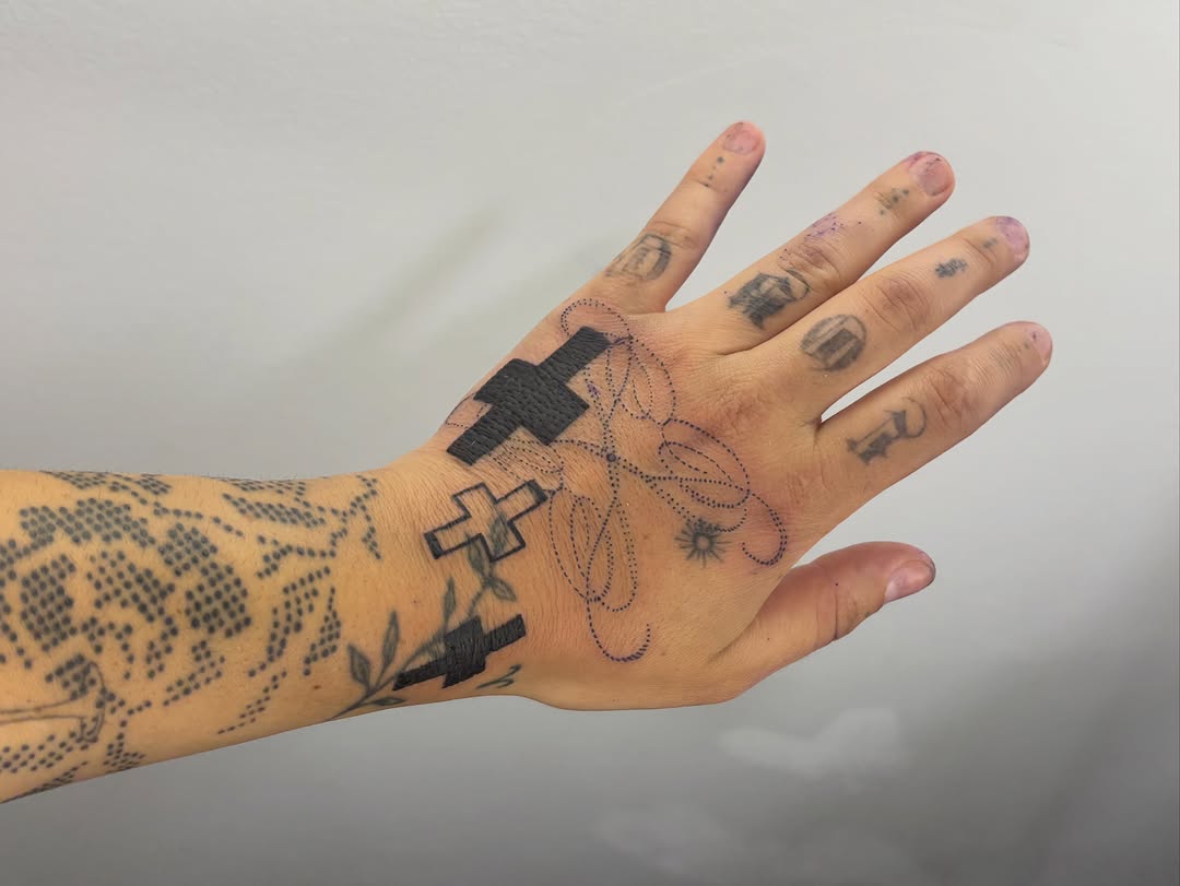 Tattoo by @eeelleventh — blackwork, geometric