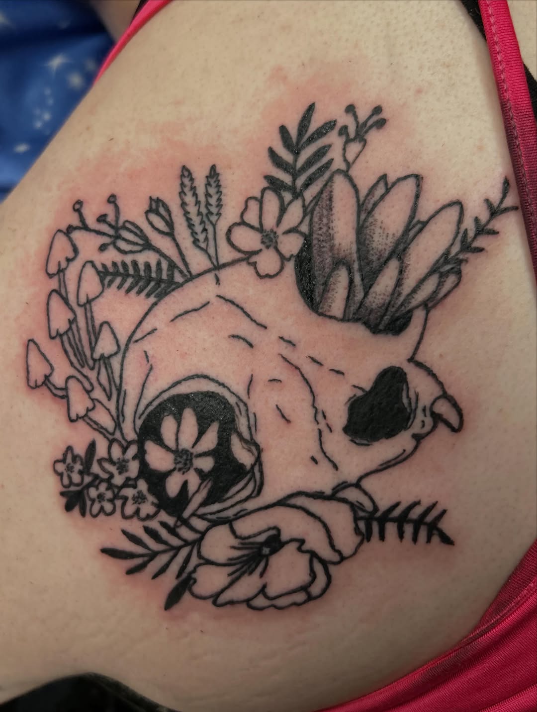 Tattoo by @c.y_tattoos — fine_line, dotwork