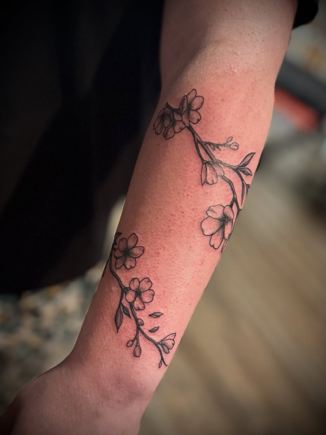 Tattoo by @jaybeetattoo — fine_line, illustrative