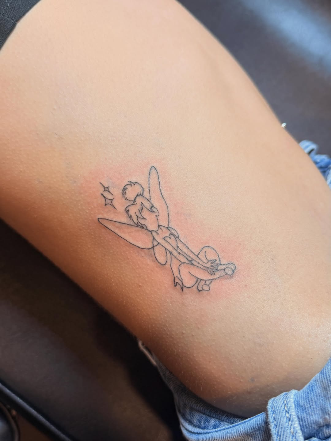 Tattoo by @tatssbydess — fine_line