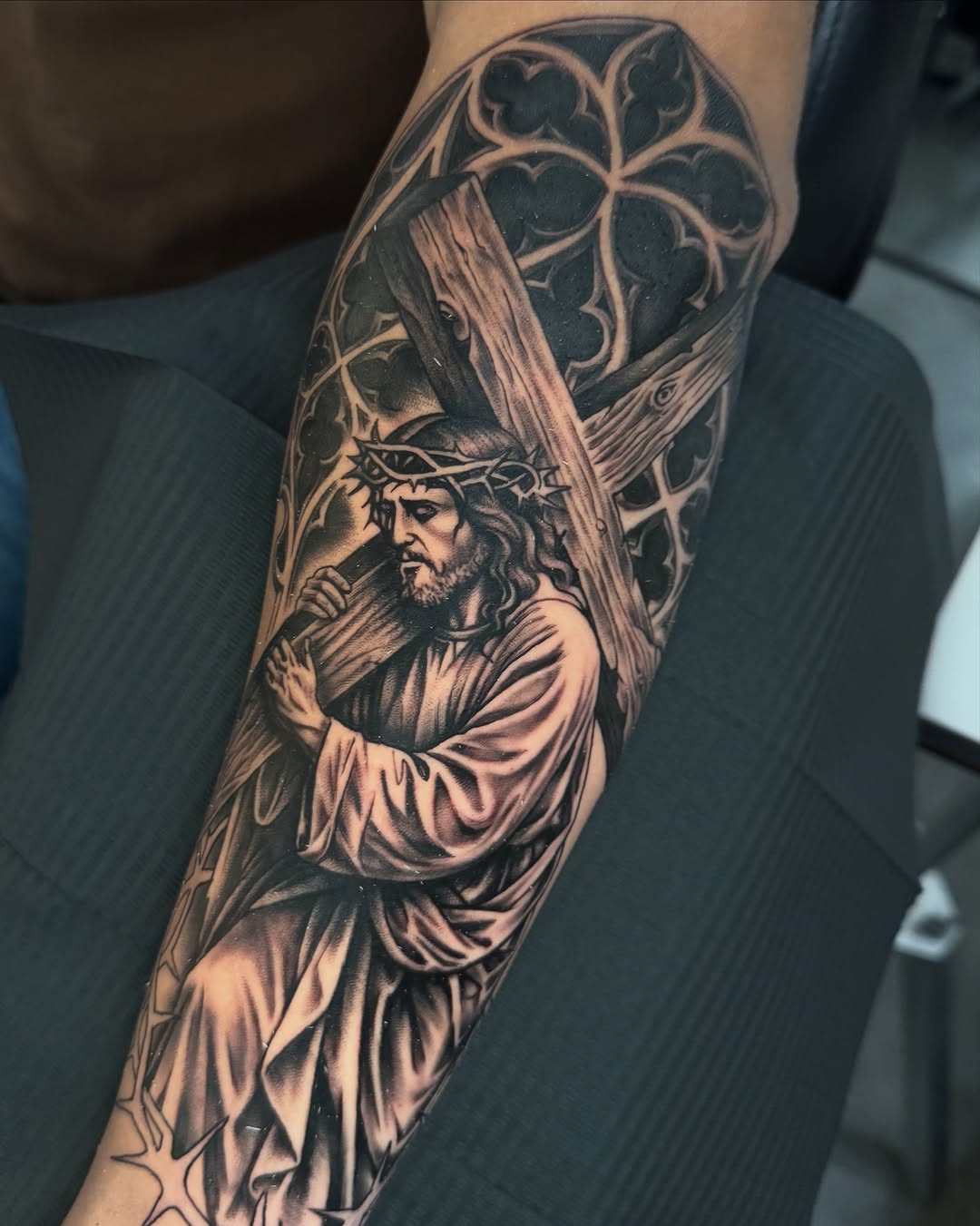 Tattoo by @q_tat2 — realism, black_and_grey